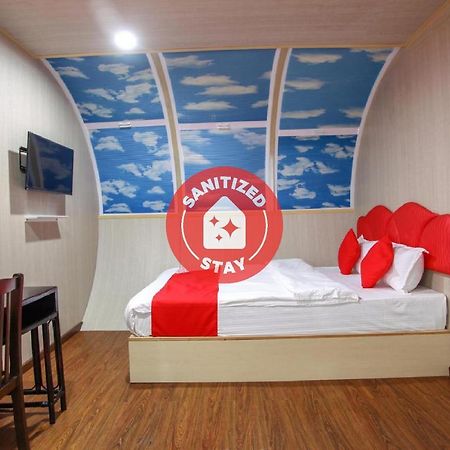 OYO 89478 Lkh Motel Kota Kinabalu Buitenkant foto