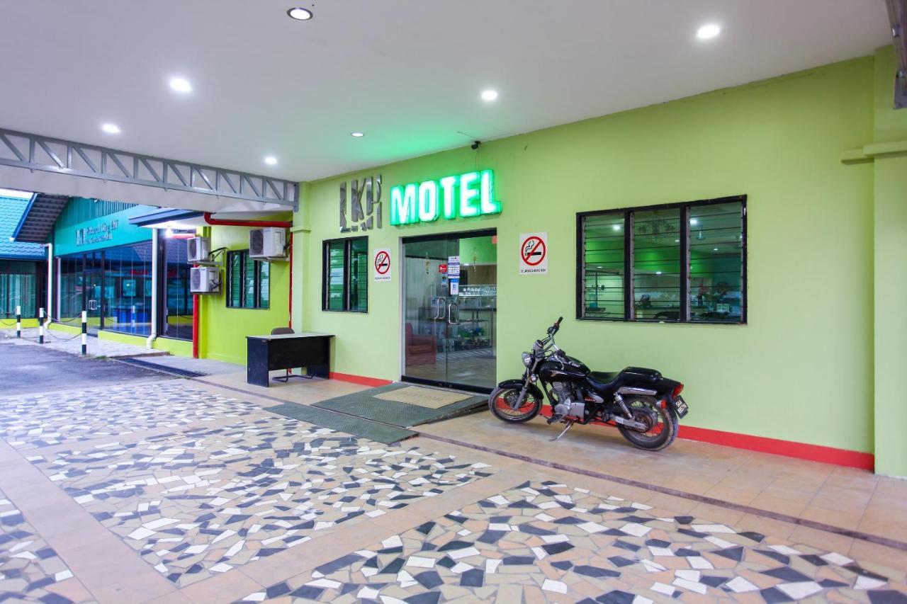 OYO 89478 Lkh Motel Kota Kinabalu Buitenkant foto