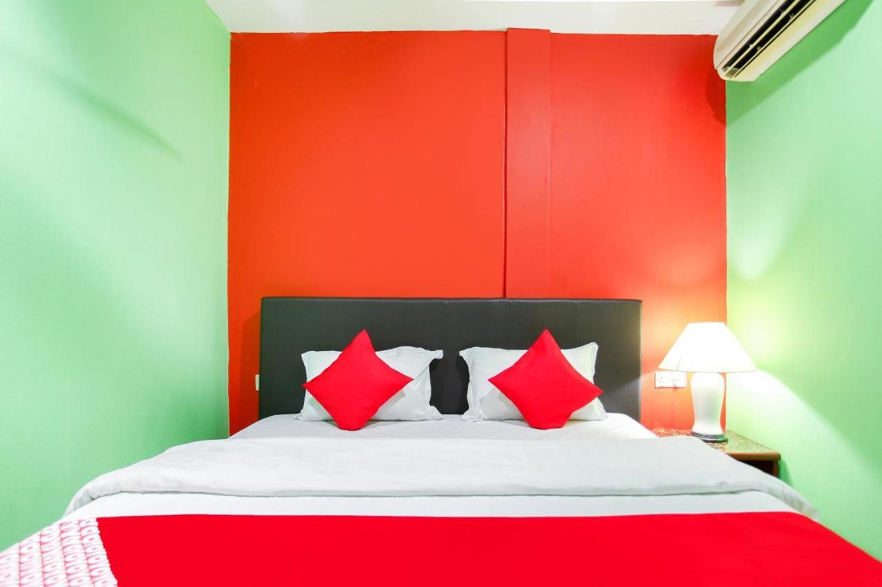 OYO 89478 Lkh Motel Kota Kinabalu Buitenkant foto