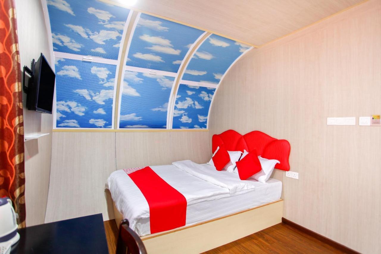 OYO 89478 Lkh Motel Kota Kinabalu Buitenkant foto